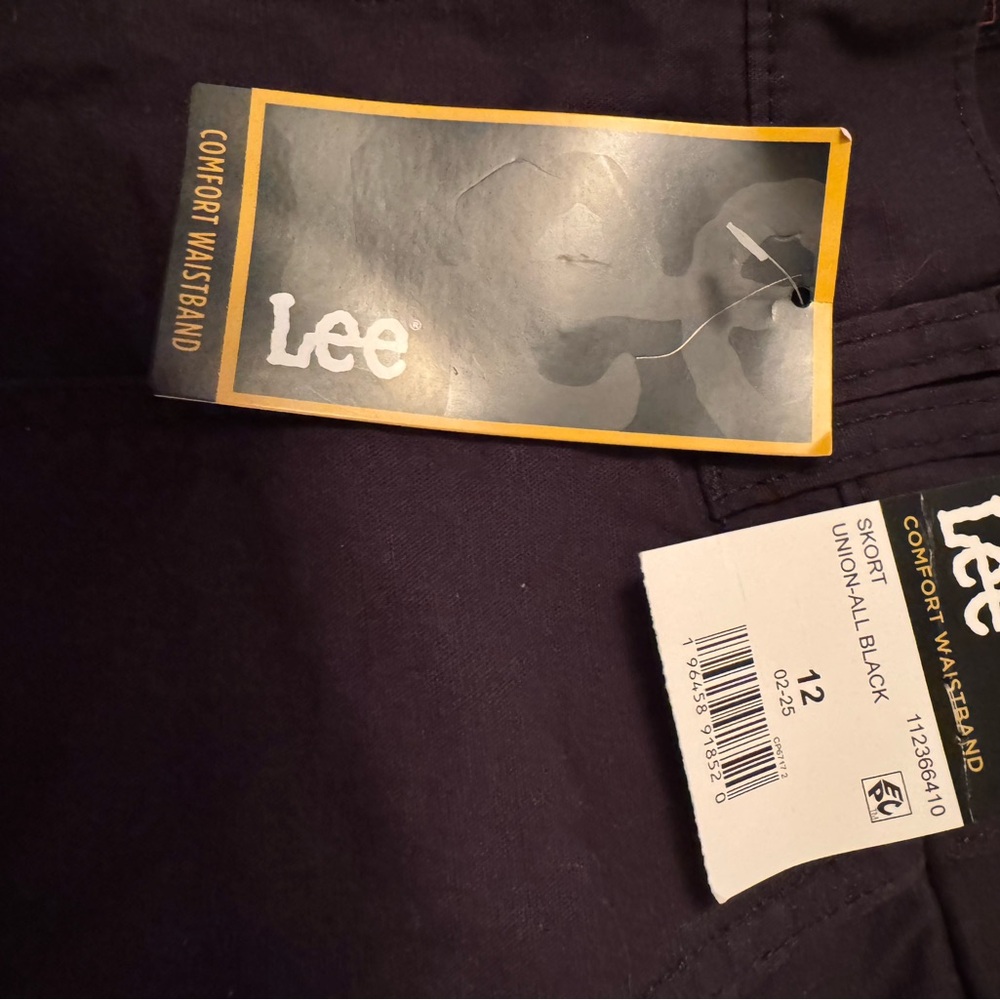 Lee Women's Black Skort